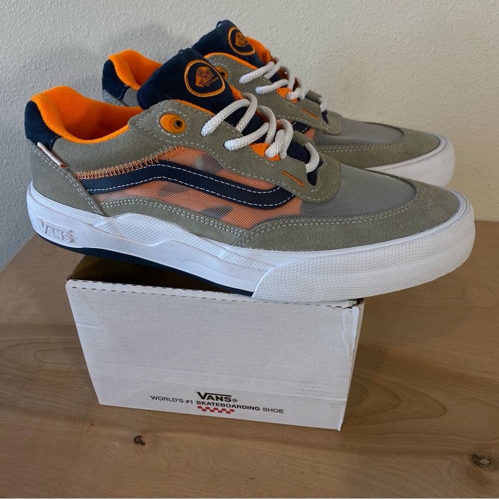 Vans Wayvee Grey Blue Orange Skateboarding Shoe - Size 13